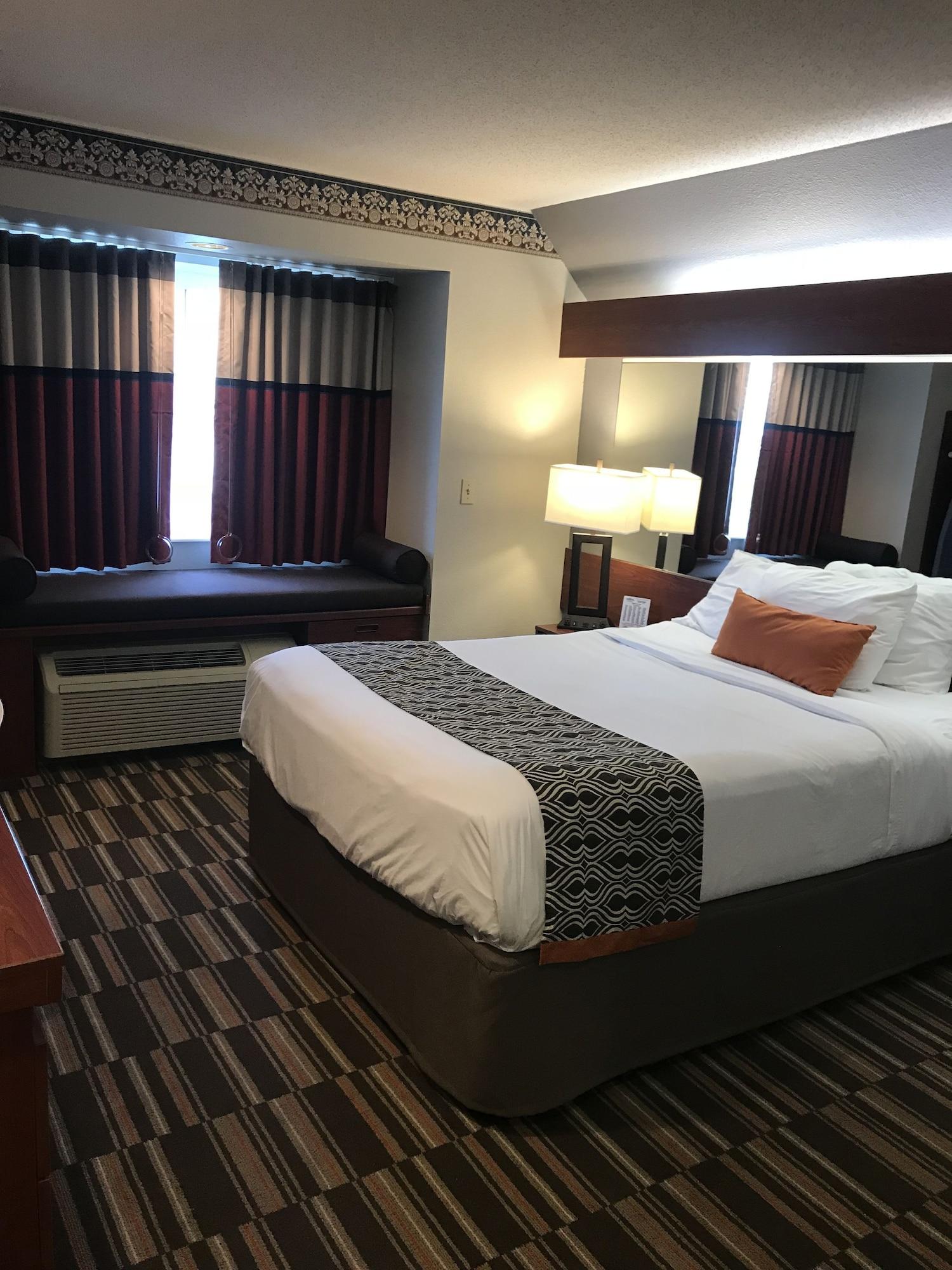Microtel Inn & Suites Urbandale Ngoại thất bức ảnh