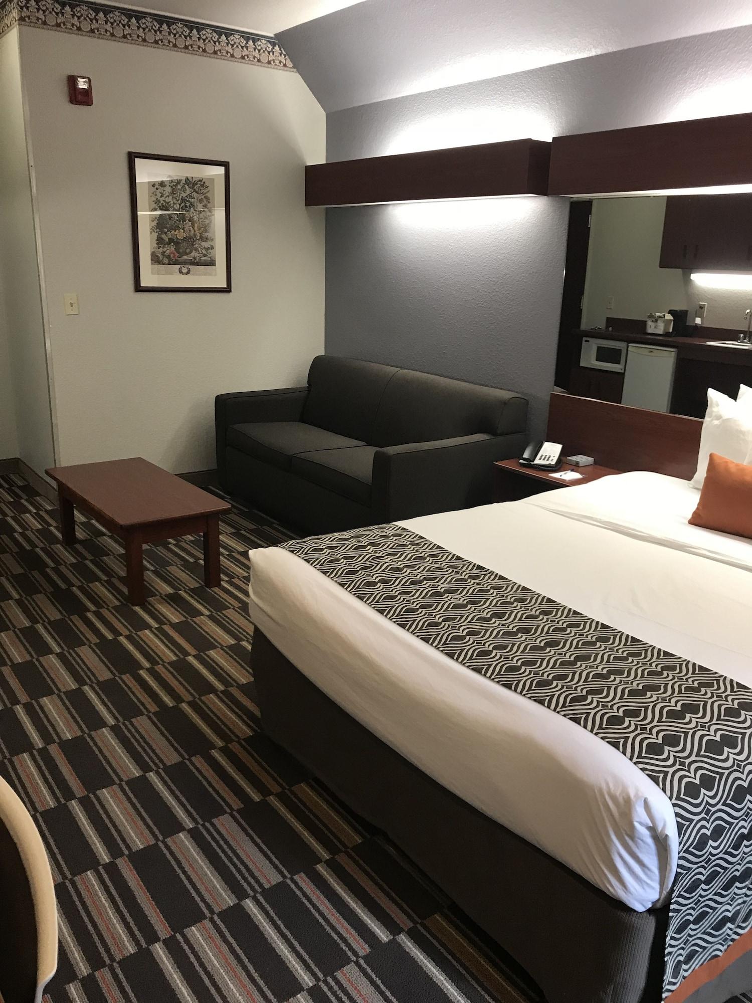 Microtel Inn & Suites Urbandale Ngoại thất bức ảnh