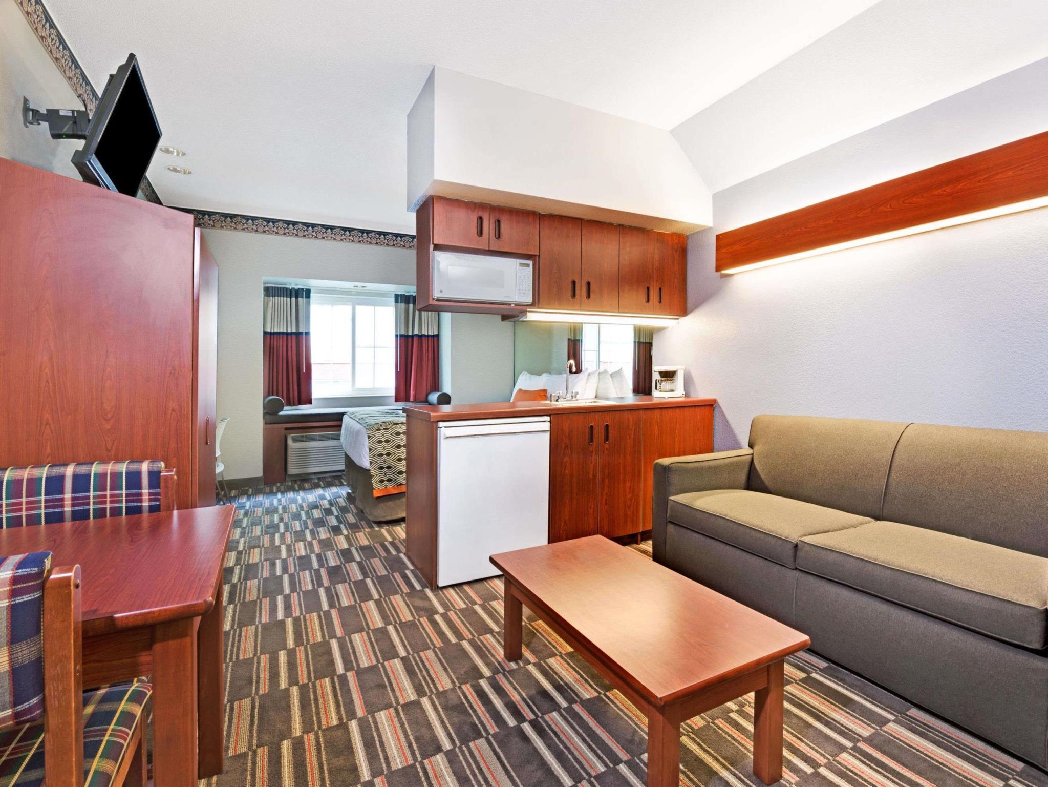 Microtel Inn & Suites Urbandale Ngoại thất bức ảnh
