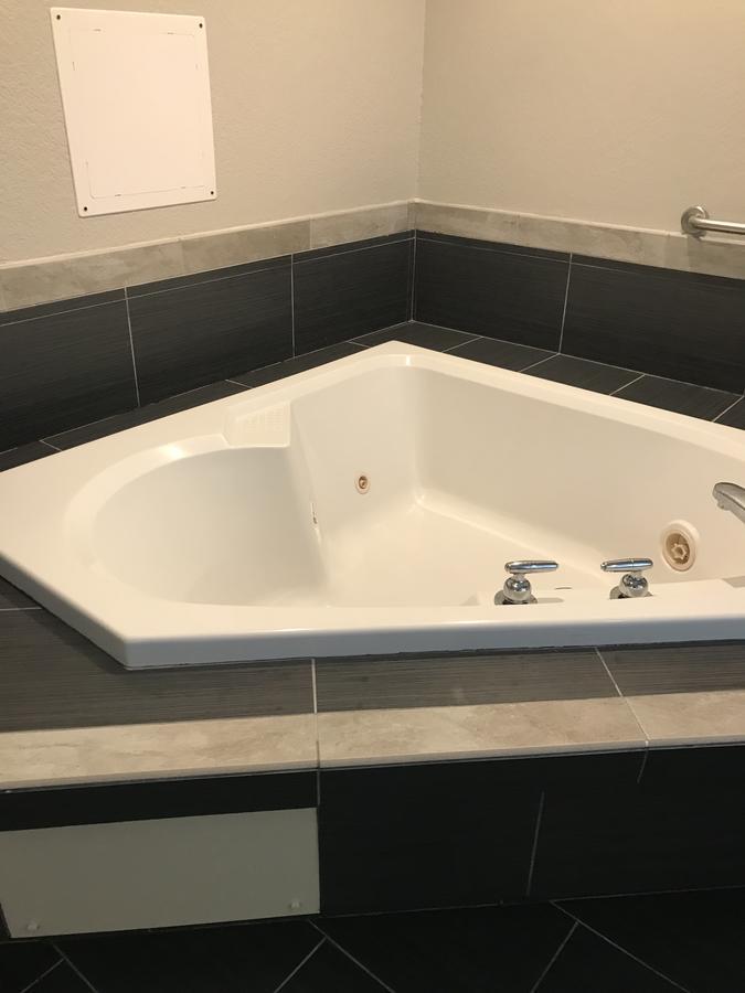 Microtel Inn & Suites Urbandale Ngoại thất bức ảnh